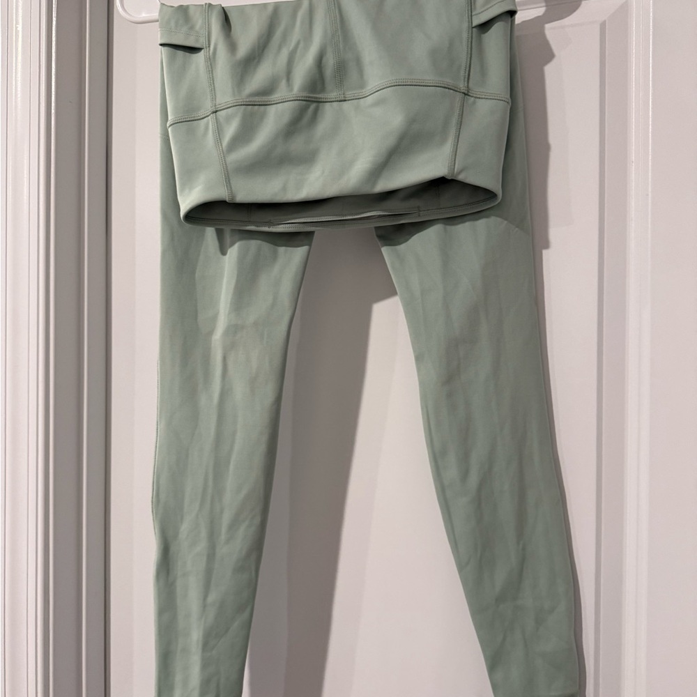 All in Motion Sage Green Leggings NWOT